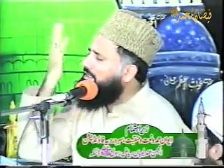 Sari Dunya Mae Har Simt