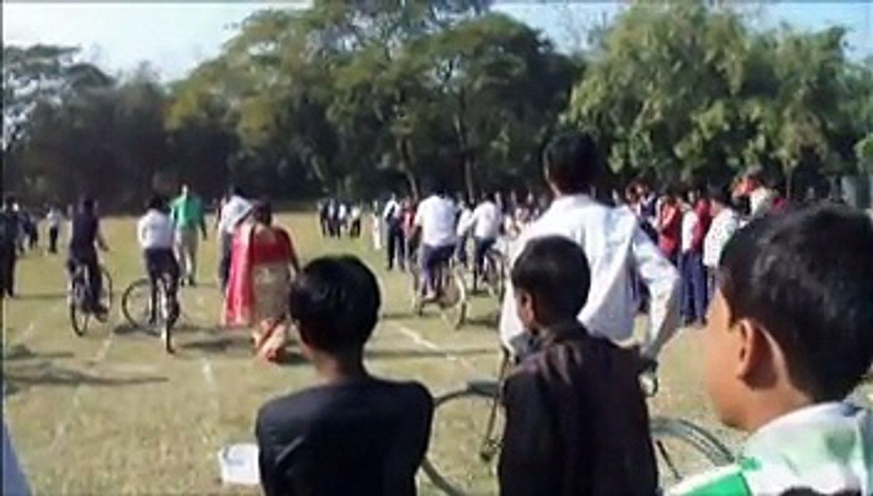 Slow Cycle Race Competition