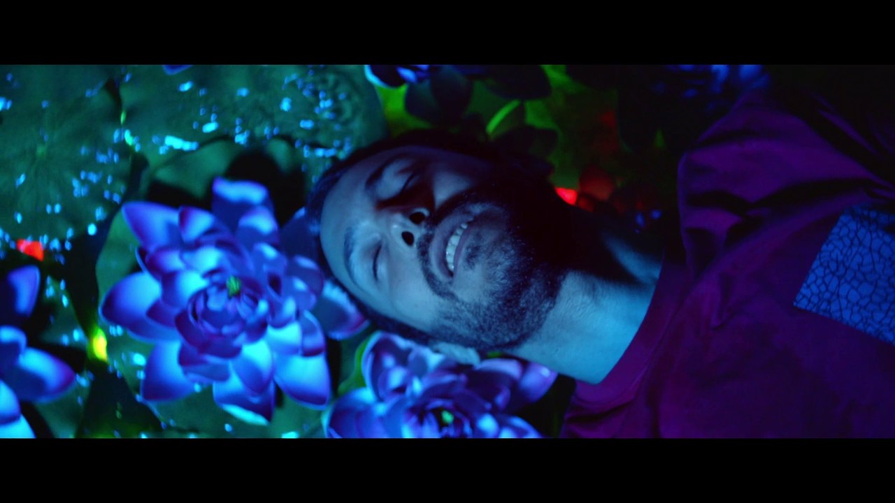 Brodinski ft. Bloody Jay - Us