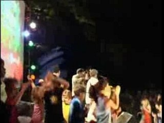 courts dans l'herbe 2006