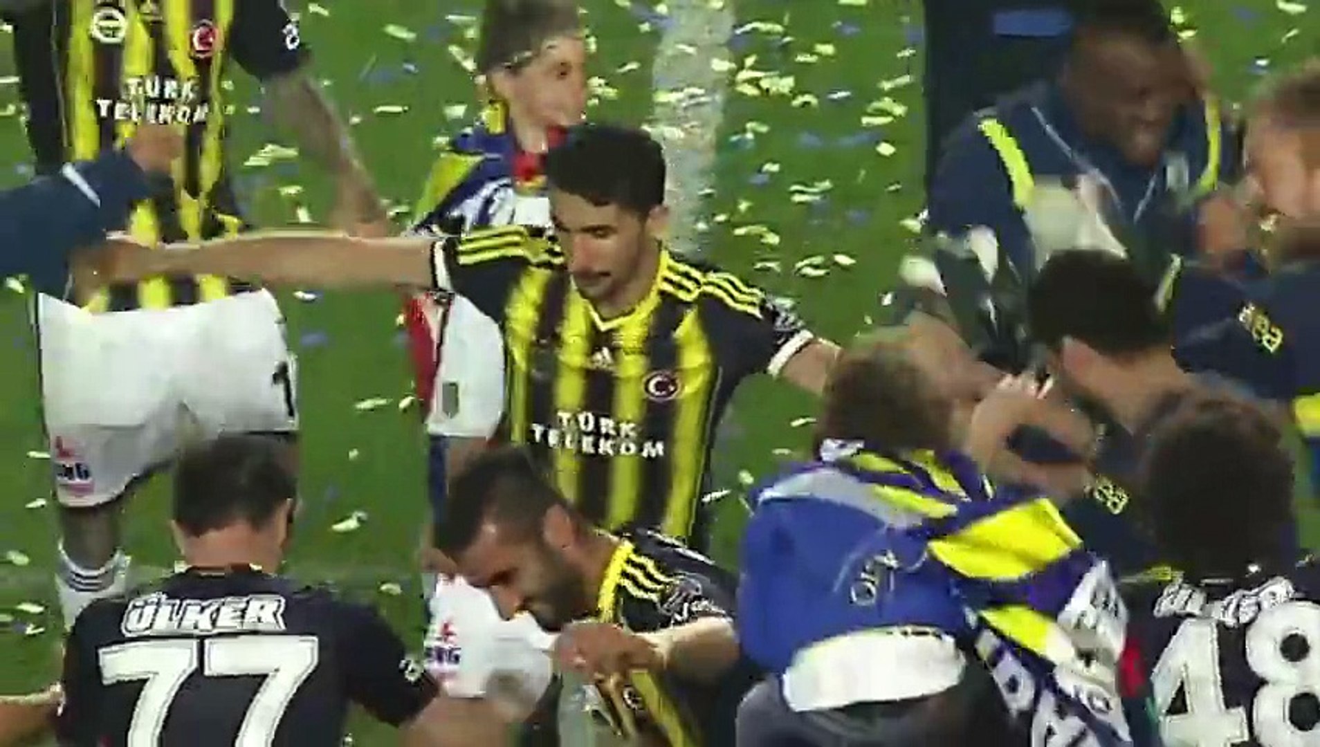 Fenerbahce Sampiyonluk Sarkisi Tavuklari Pisirmisem Dailymotion Video