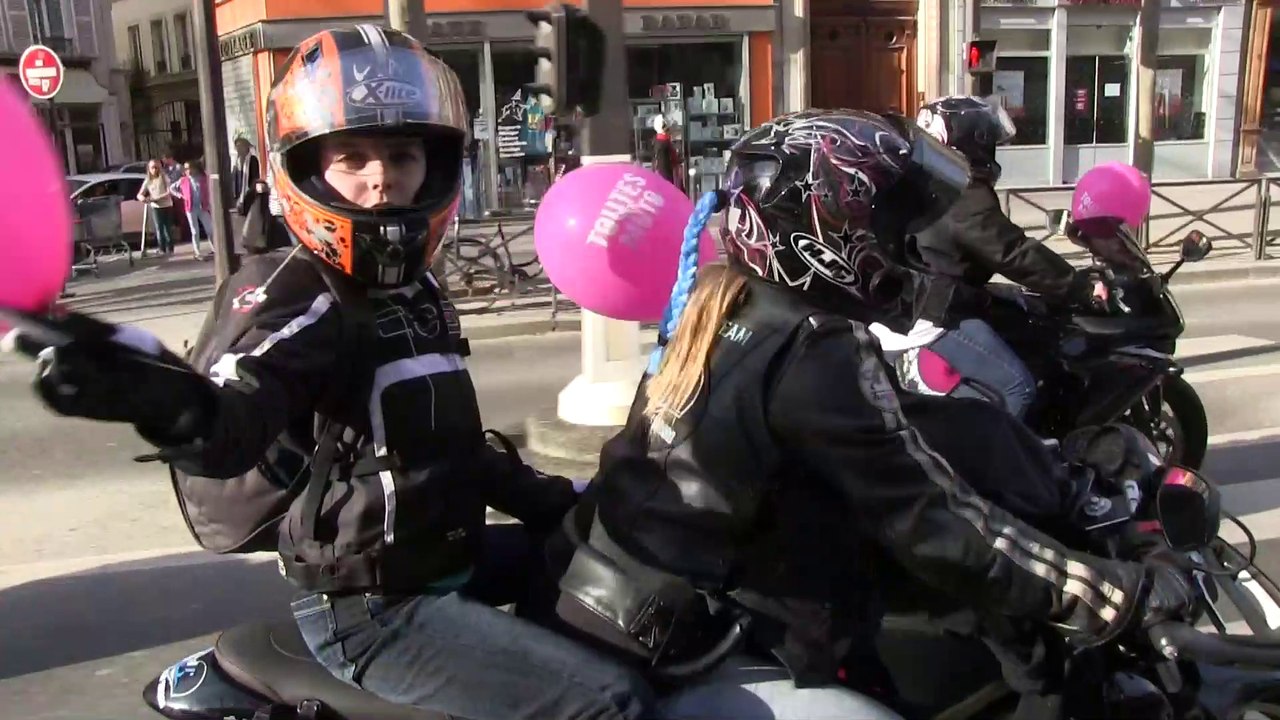 A la rencontre des filles de " Toutes en moto ",  toutes en liberté !