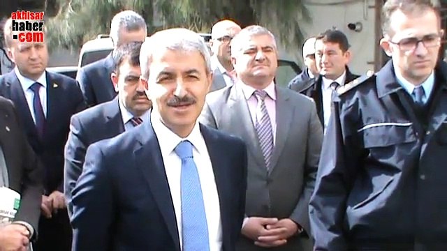 Akhisar İlçe Emniyet Müdürlüğü Yeni Araçlarına Kavuştı