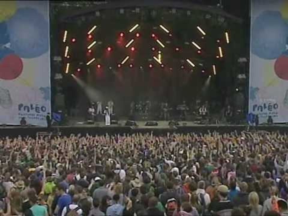 Natty Jean - Santa Yalla live @ Paléo Festival 2011