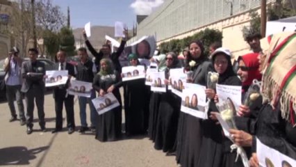 Yemen'de Kaçırılan Fransız Kadın İçin Gösteri