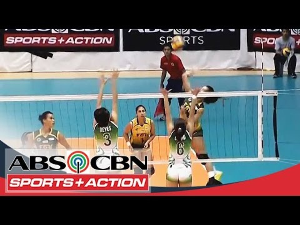 UAAP 77: Pons penetrates through La Salle's defense!