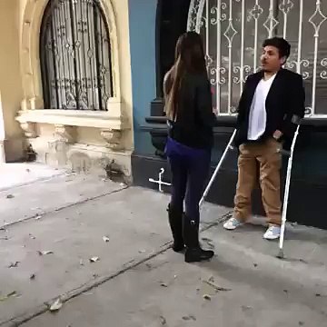 Pantsing girls and funny Pantsing woman vines and vine videos-512x384