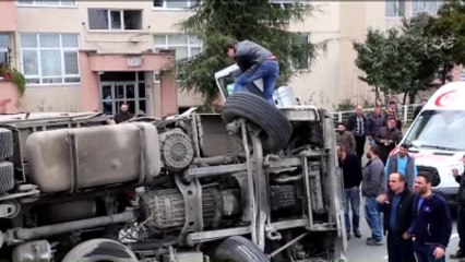 Kontrolden Çıkan Tır, Karşı Şeride Geçti