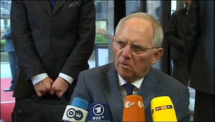 Σόιμπλε: Οι Έλληνες να κάνουν όσα έχουν υποσχεθεί