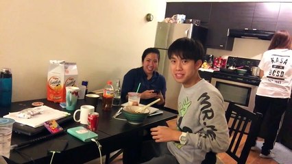 Man vs Wild and a Drunk Korean Girl! (Vlog 3)