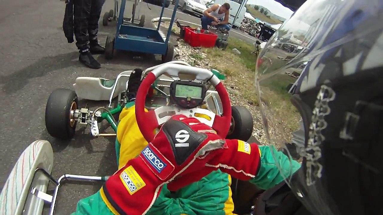 Karting TonyKart Rotax Max à Pusey le 04-06-2011_Run-3 (720p)
