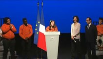 Hollande assure que 150 000 jeunes par an d'ici à 2016 pourront profiter du service civique