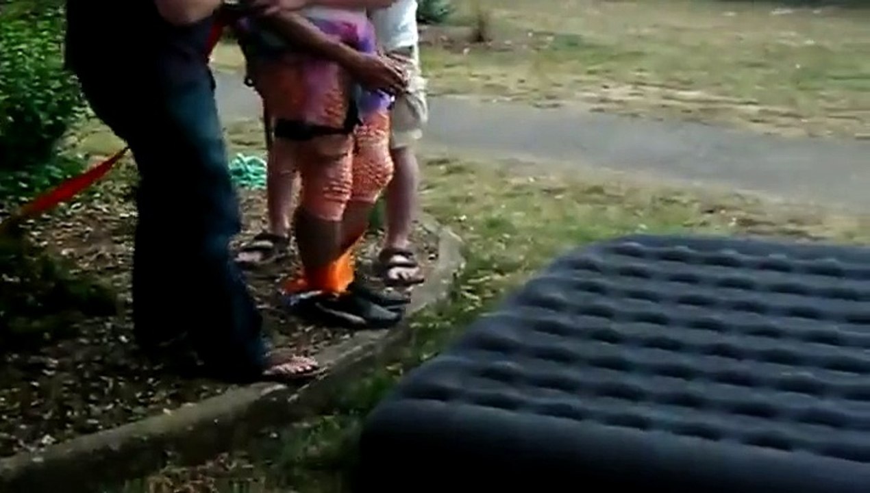 Le saut à l'élastique de la mort qui tue