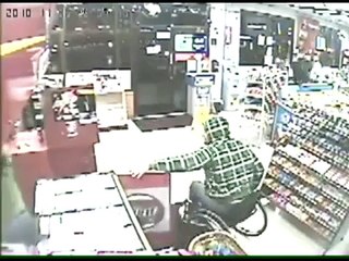 Cette vendeuse a pour une fois, put compter sur des héros