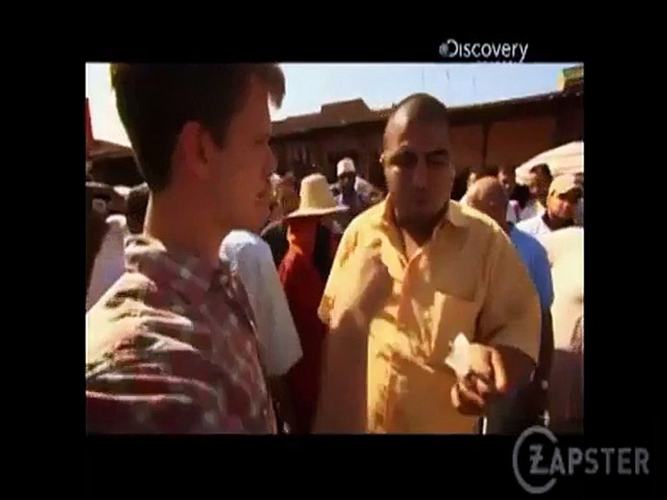 Salim, l'homme qui mange du verre...