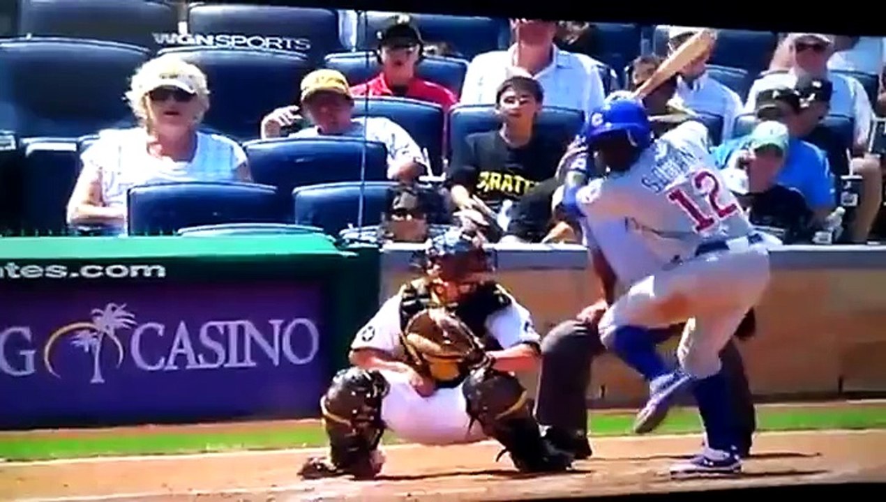 Une balle de baseball dans les couilles, ça fait mal