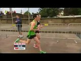 Un coureur se prend un poteau en pleine course