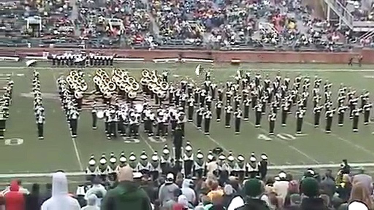 Party Rock Anthem de LMFAO par une fanfare