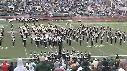 Party Rock Anthem de LMFAO par une fanfare