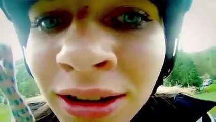 Une catapulte avec des humains. COOL!!!