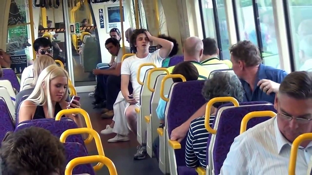 Yabancı Ülkede Kız Tavlama