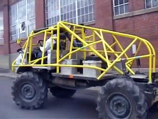 Cet engin passe partout. N'importe où!!!