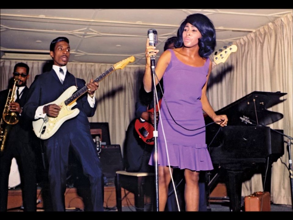 Ike & Tina Turner - Proud Mary
