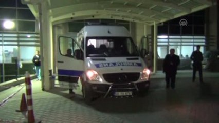 Otomobil Kamyonla Çarpıştı: 1 Ölü 1 Yaralı