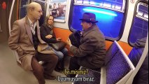 Metroda uyuma şakasını dede yapınca - Hayrettin