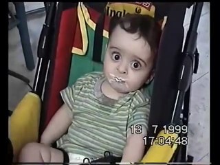 Mais donnez lui à manger à cet enfant