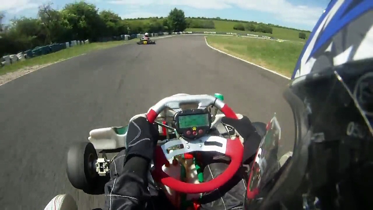 Karting TonyKart Rotax Max à Pusey le 09-05-2011_Run-4 (720p)