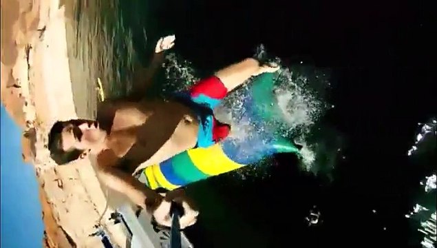 Devin Super Tramp !!! et son coussin le Blob !