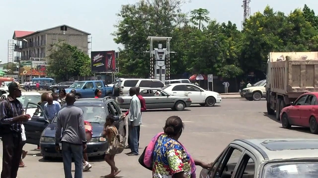 Kinshasa  des robots pour réguler la circulation