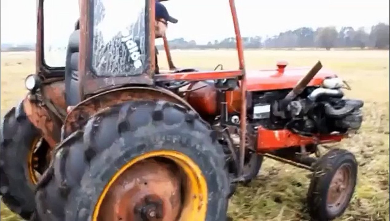 " Terror ", Un tracteur qui fait un 0 à 100 Km/h en 6,5 secondes !!!