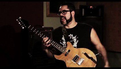 La gueule d'un guitariste peut parfois vous surprendre !