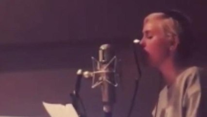 Miley Cyrus Posts Clip of New Song on Instagram