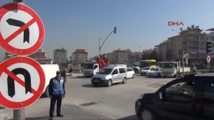 Gaziantep Zabıta Kavşakta ?u? Dönüşü Nöbeti Tuttu