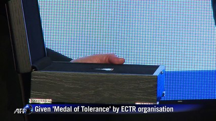 Eto'o honoured for anti-racism stand