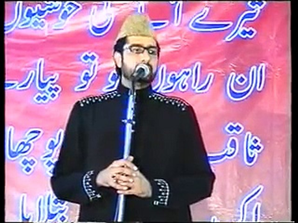 Sahibzada tasleem sabri introducing Pir Saqib Shami sahib In Pakistan 2009(10)