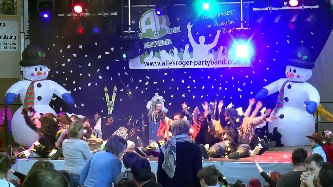 1.Neuffener Narrenzunft bei der Kinderfasnet am 15.2.2015 in der Sporthalle