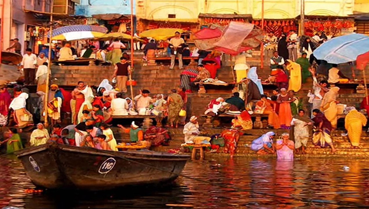 Ghats in Varanasi - Varanasi, India