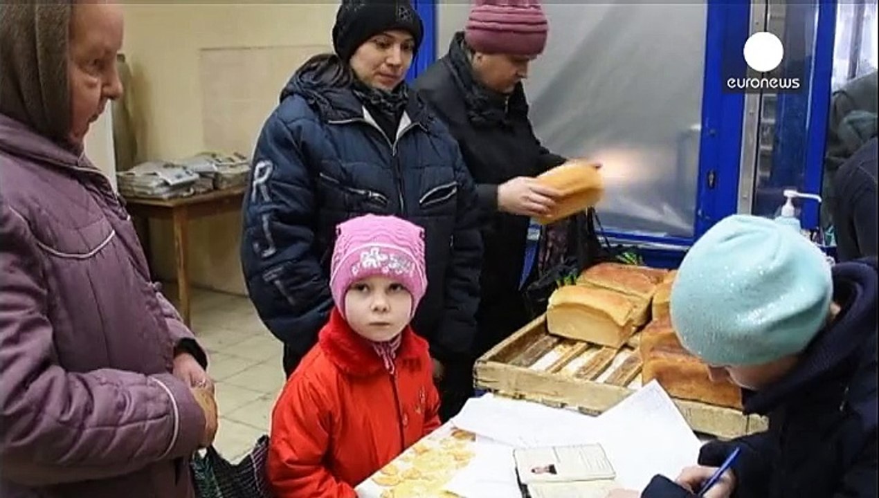 Ukraine: 'Dogs ate bodies' as locals struggled to bury the dead in Debaltseve