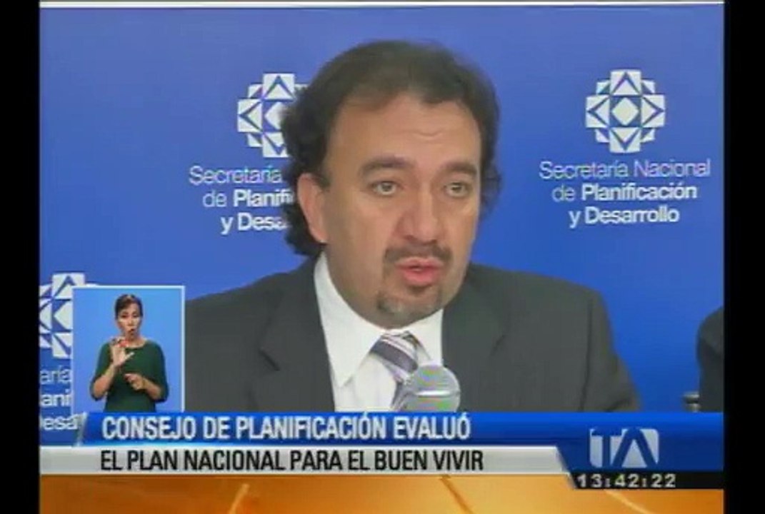 Gobierno evalúa el Plan del Buen Vivir
