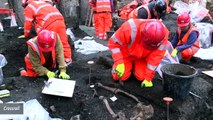 Archaeologists Begin Excavating 3,000 Skeletons Near London Train Station