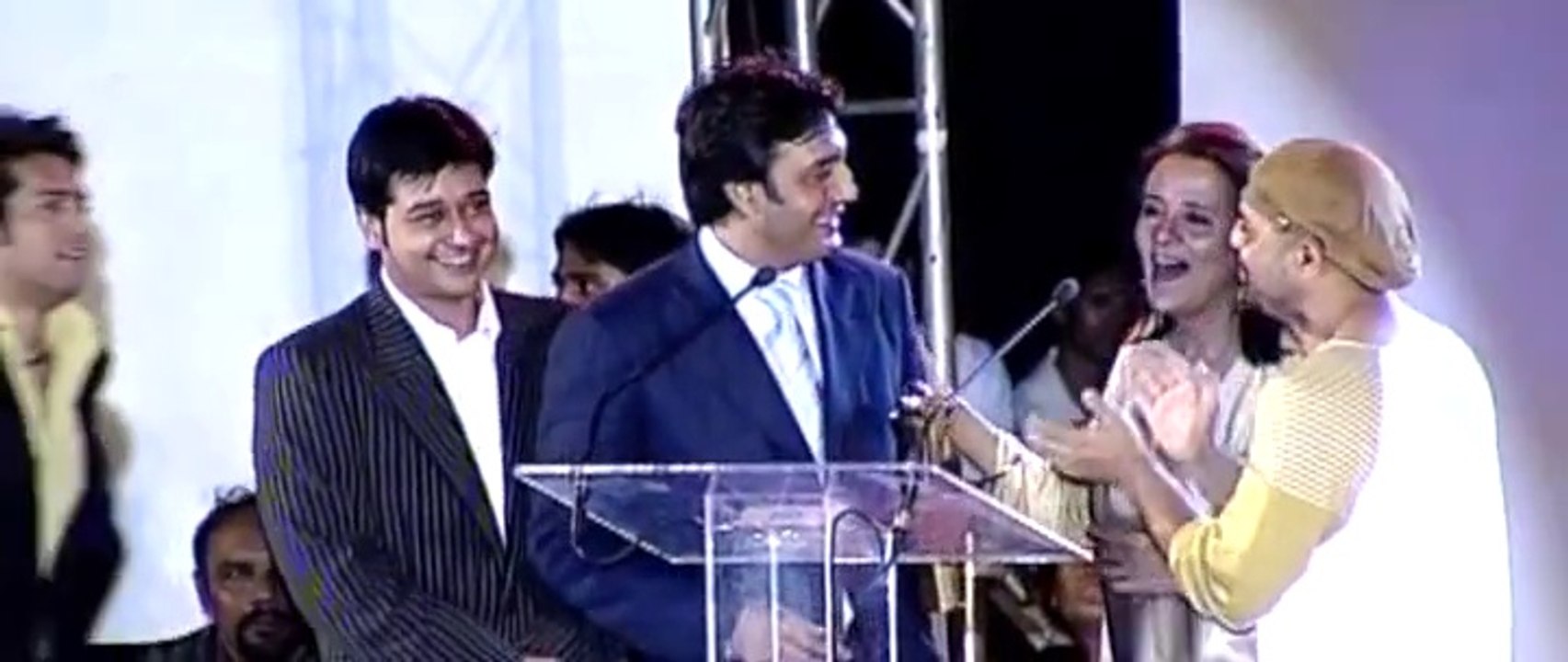 Wujood-E-Laraib got Best Serial Award in  The 1st Indus Drama Awards, Presented by Saira Kazmi and Ali Azmat.