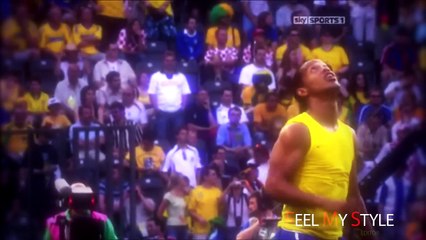 Ronaldinho ● Freestyle ● Crazy Tricks