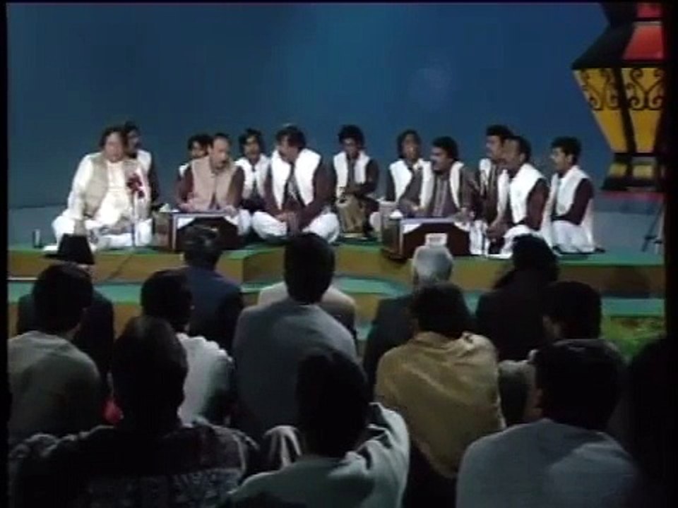 Aj Sik Mitran Di - Kalam Peer Syed Meher Ali Shah (R.A) - Nusrat Fateh Ali Khan Qawwal - Video Dailymotion