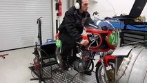 moto morini 125cc op testbank bij motorini