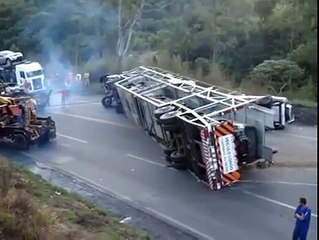 Bir O Yana Bir Bu Yana Yatma Şaşkın