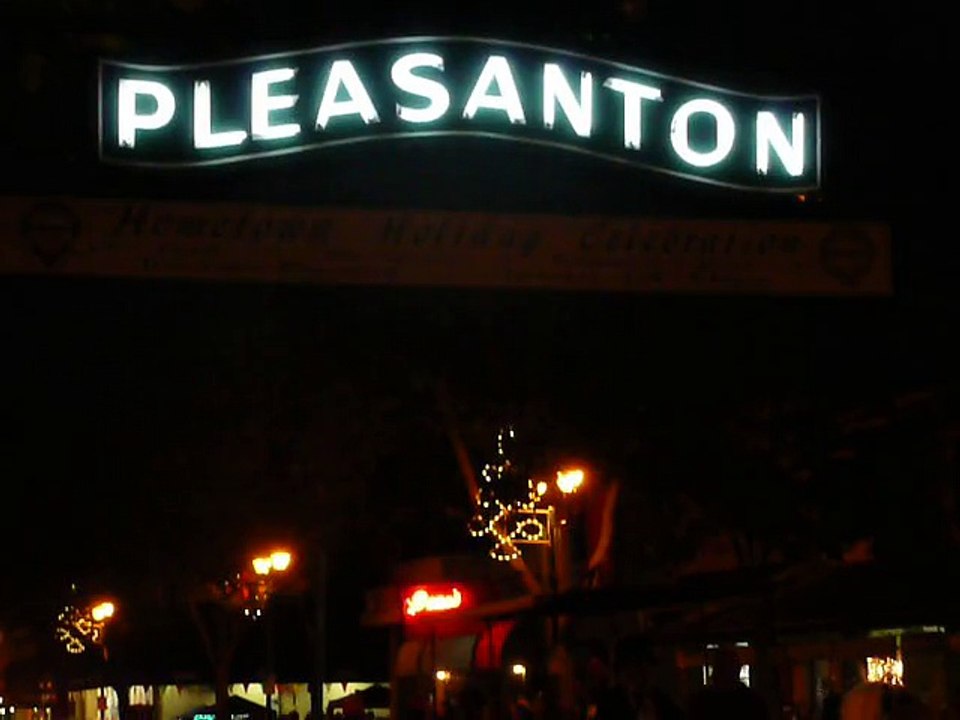 2015: NEW YEARS PARADE PLEASANTON  011 P1070114